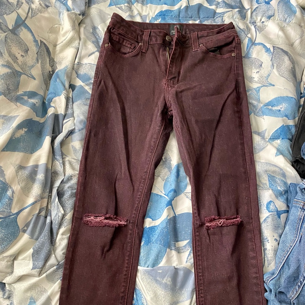 Ripped Skinny Jeans